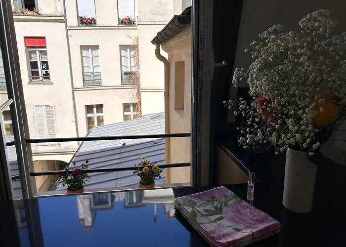 Rose Appartement Parijs